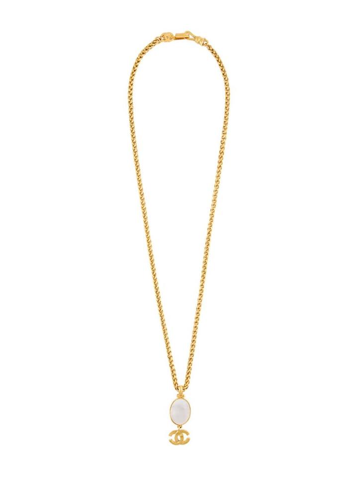 Chanel Vintage Vintage Shell Necklace