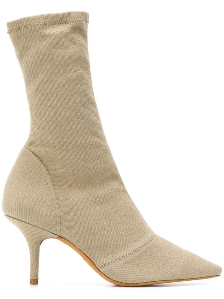 Yeezy Stretch Ankle Boots - Neutrals