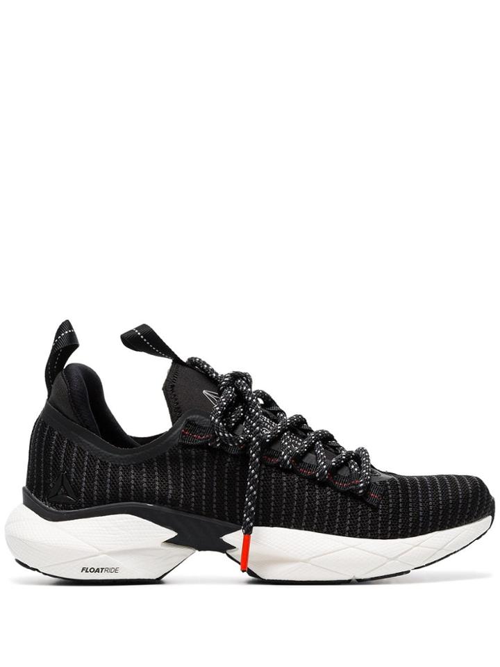 Reebok Black Sole Fury Floatride Low-top Sneakers