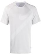 Nike Swoosh Logo T-shirt - Grey