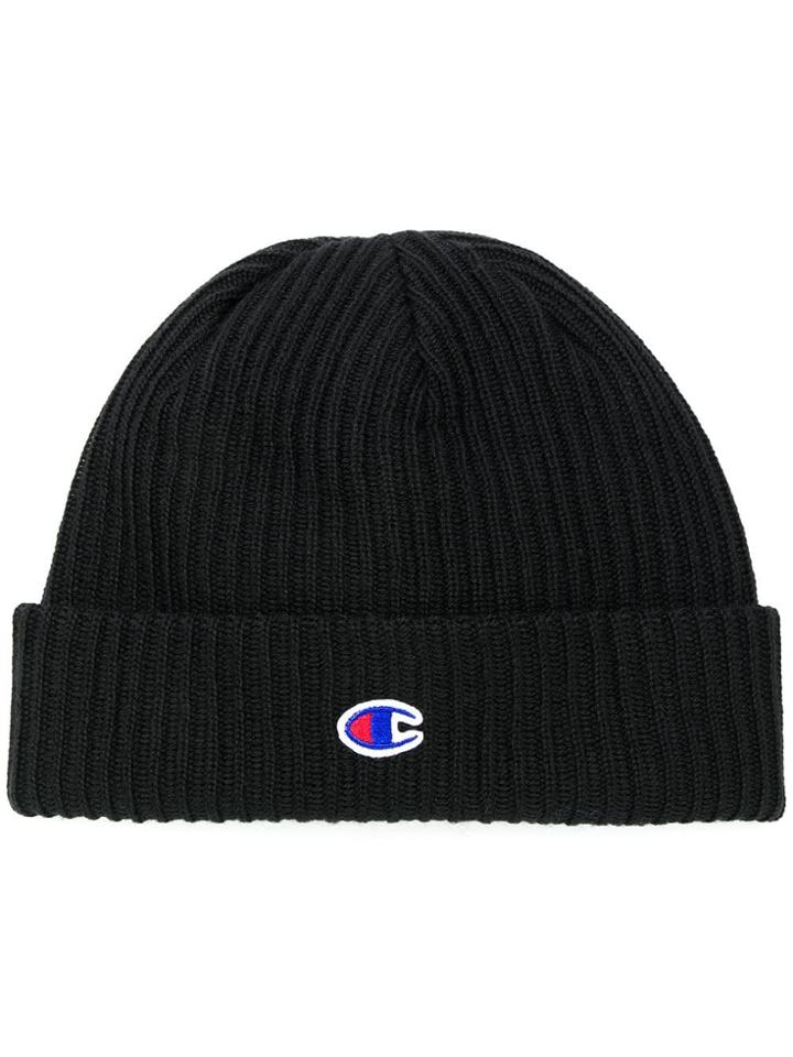 Champion Logo Patch Beanie - Black