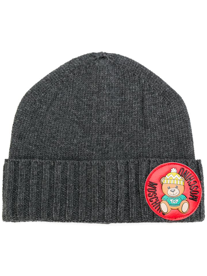 Moschino Ribbed Teddy Plaque Beanie - Grey