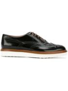Tod's Contrasting Sole Brogues