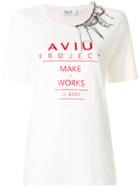 Aviù Printed T-shirt With Chain Detail - White