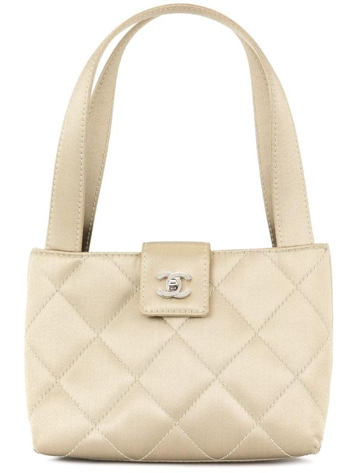 Chanel Pre-owned Cc Logos Hand Bag - Gold