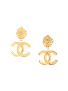 Chanel Pre-owned Cc Swing Earrings - Gold