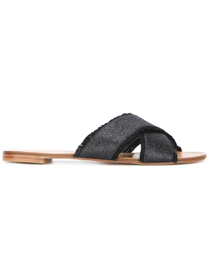 Stuart Weitzman Edgedout Flat Sandals - Black