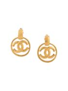 Chanel Vintage Logo Swing Earrings - Metallic