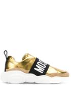 Moschino Contrasting Panel Logo Sneakers - Gold