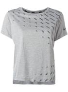 Nike - Breathe City T-shirt - Women - Polyester - S, Grey, Polyester