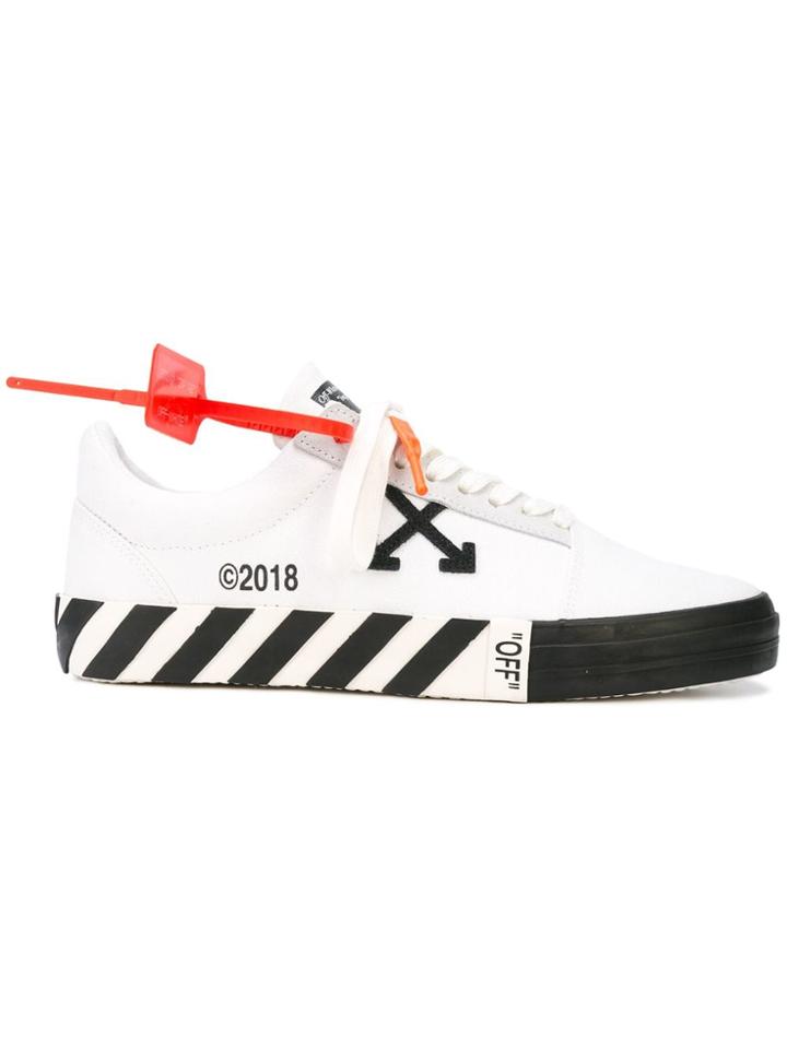 Off-white Low-top Sneakers