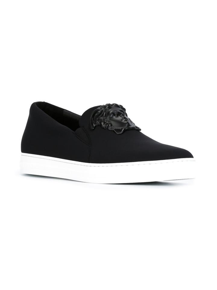 Versace 'palazzo Medusa' Slip-on Sneakers - Black
