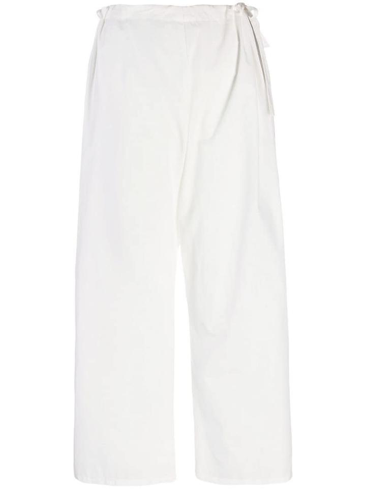 Apuntob - White