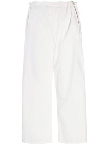 Apuntob - White