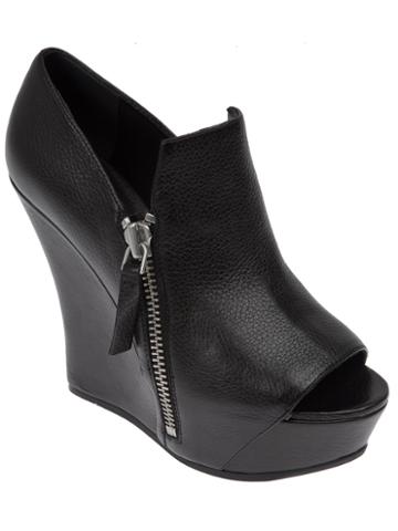 Camilla Skovgaard Wedge Pump