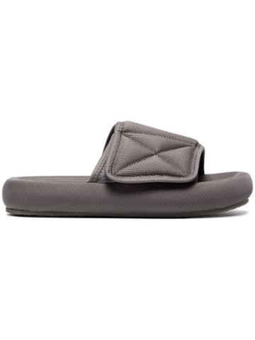 Yeezy Grey Flatform Slippers