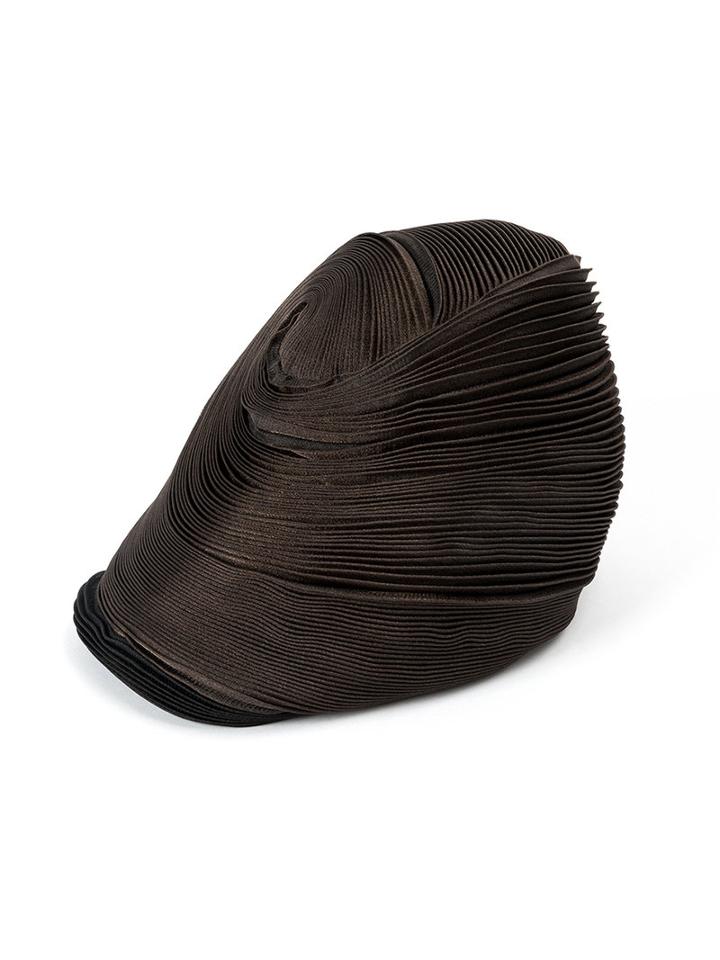 Issey Miyake - Tall Pleated Hat - Women - Polyester/polyurethane - One Size, Brown, Polyester/polyurethane