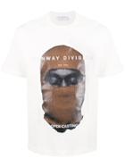 Ih Nom Uh Nit 'runway Division' Print T-shirt - White