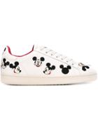 Moa Master Of Arts 'rosso' Embroidered Sneakers - White