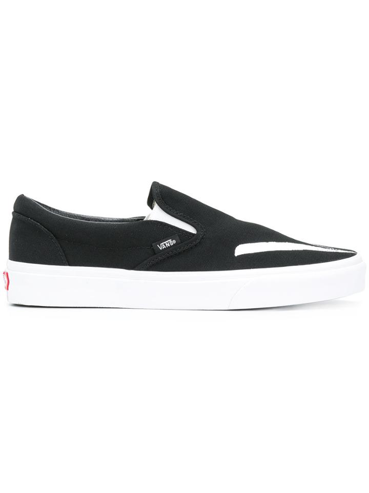 Vans Logo Print Slip-on Sneakers - Black