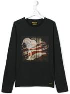 Finger In The Nose Snoopy American Flag T-shirt