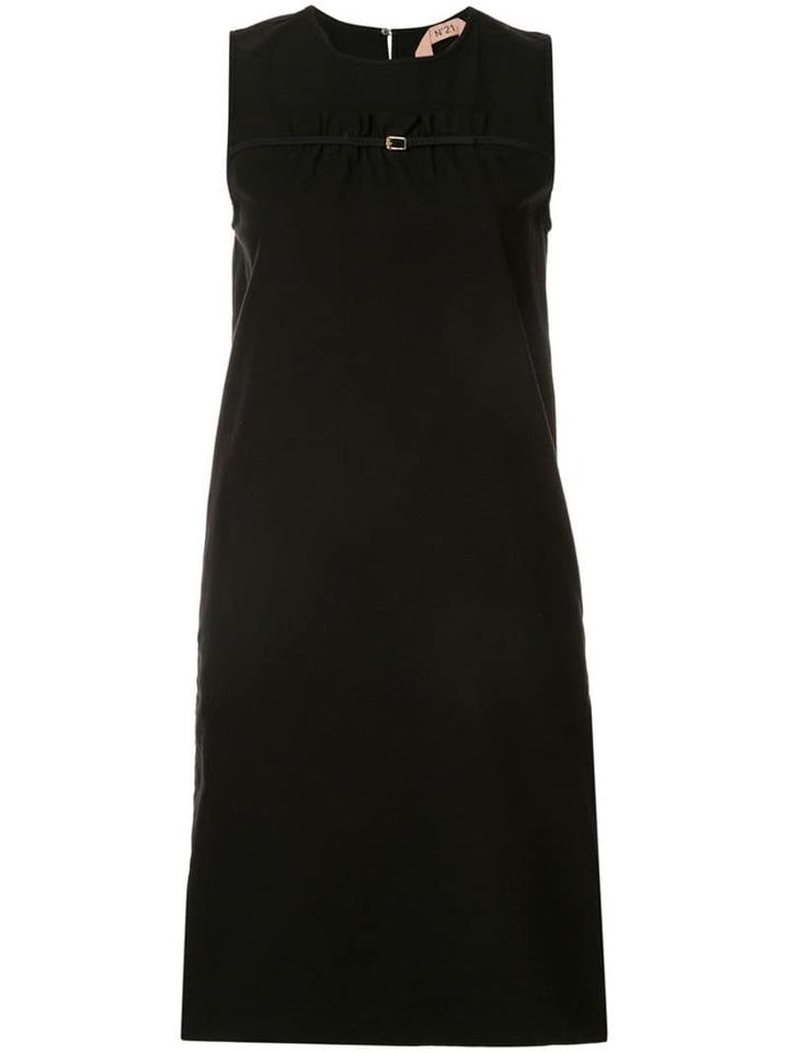 Nº21 Sleeveless Buckle Detail - Black