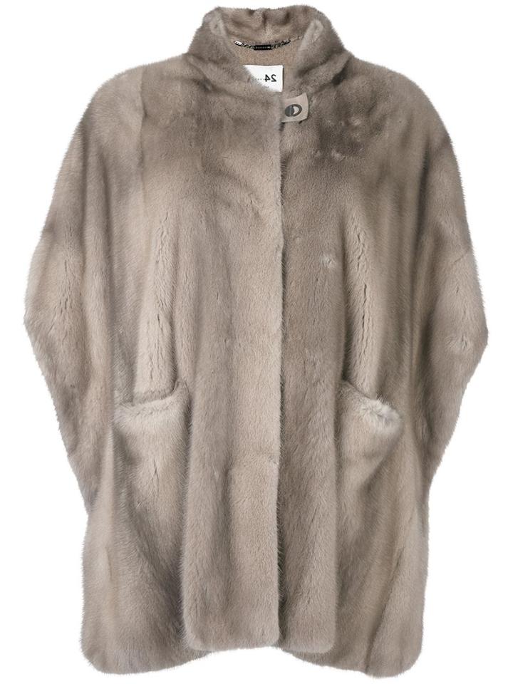 Manzoni 24 Shortsleeved Snap Fastening Coat