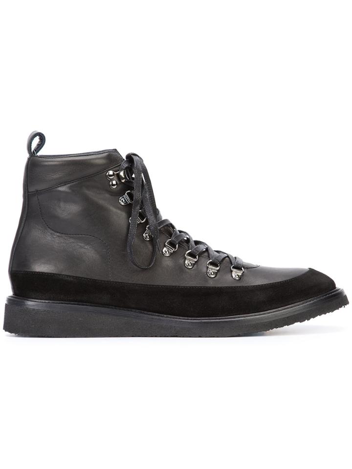 Valas Hiking Sneakers - Black