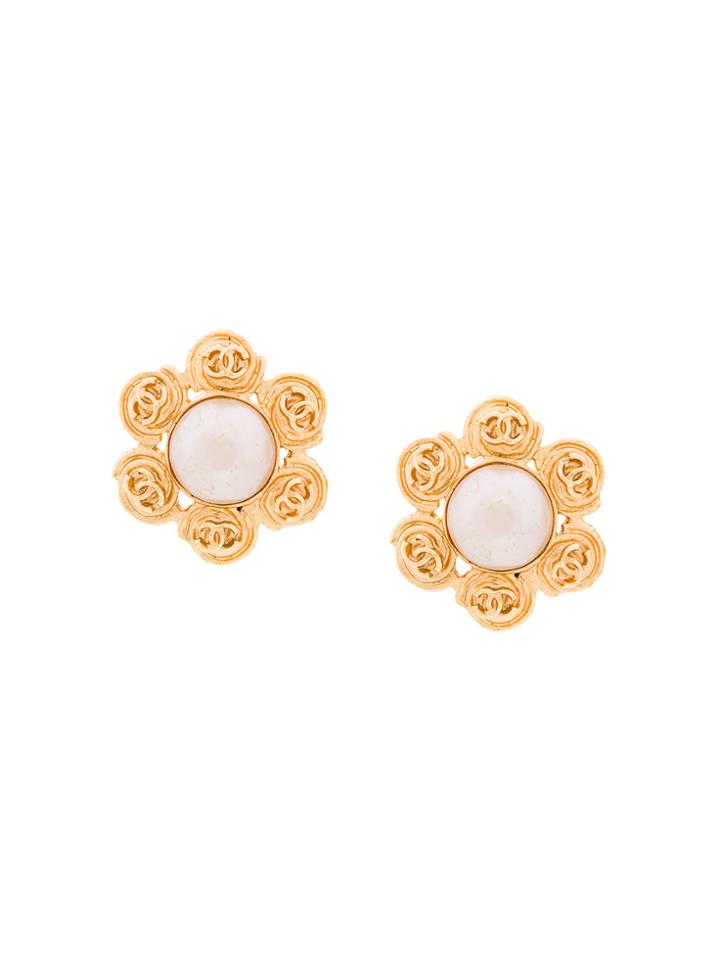 Chanel Vintage Pearl Flower Earrings - Metallic