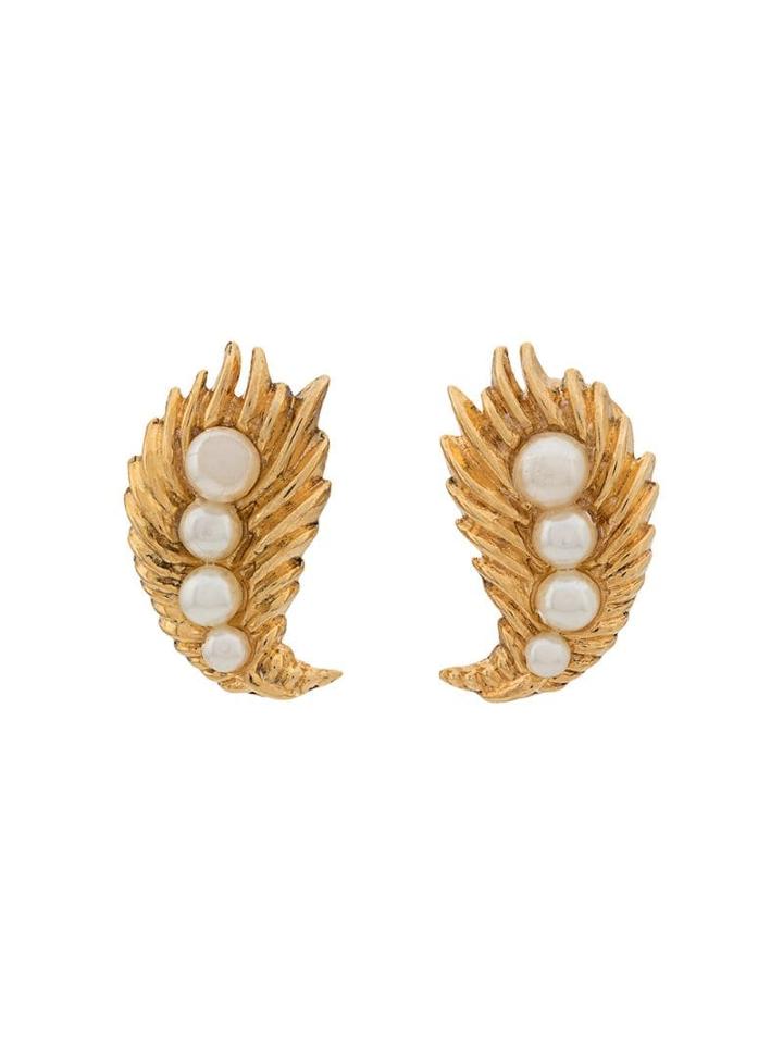 Susan Caplan Vintage 1950's Trifari Leaf Clip-on Earrings - Gold