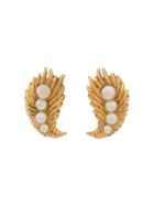 Susan Caplan Vintage 1950's Trifari Leaf Clip-on Earrings - Gold