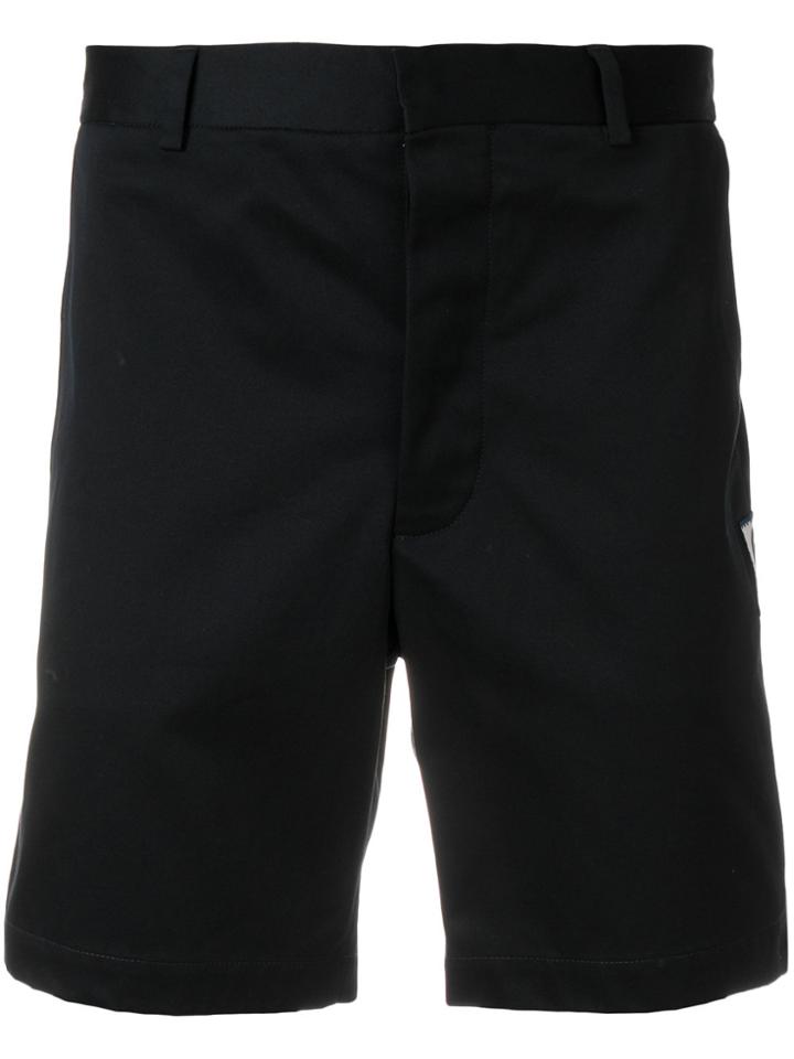 Moncler Gamme Bleu Logo Patch Chino Shorts - Blue