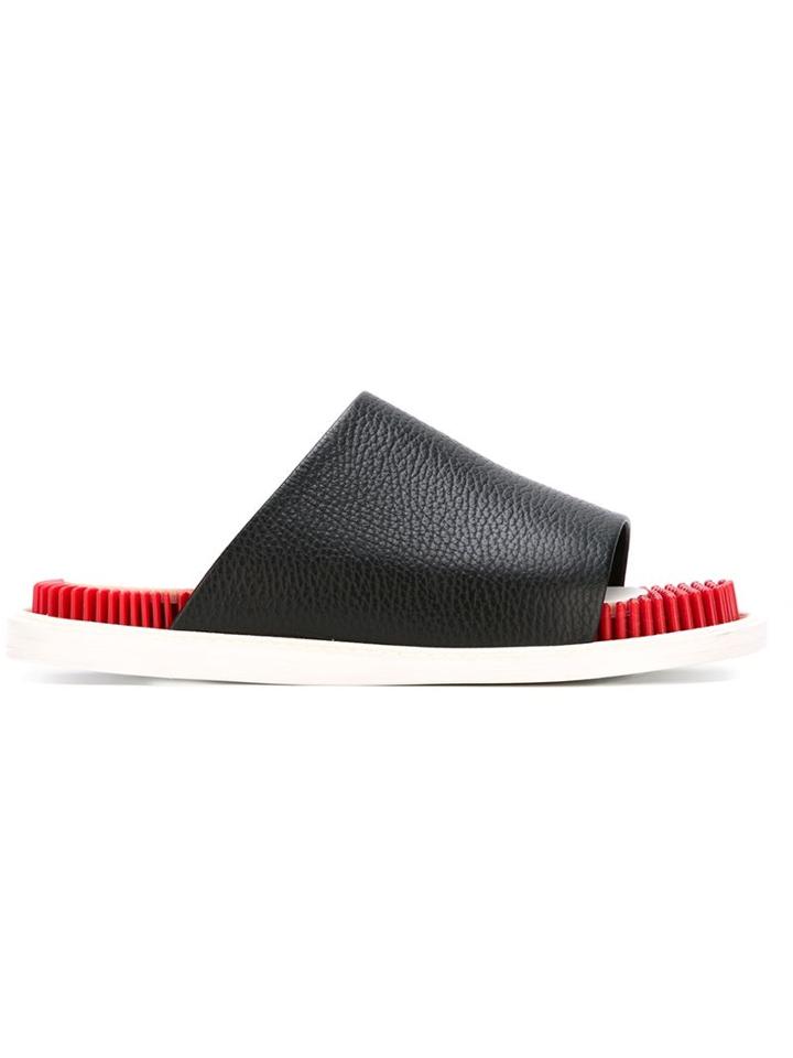 Kenzo 'eklektik' Sliders