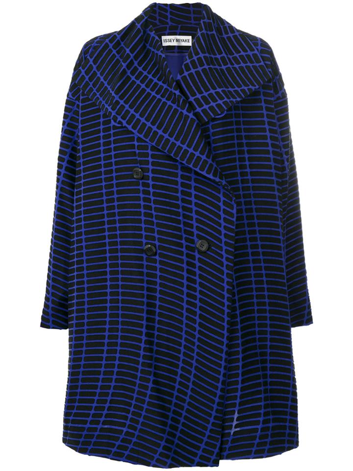 Issey Miyake Double Breasted Coat - Blue