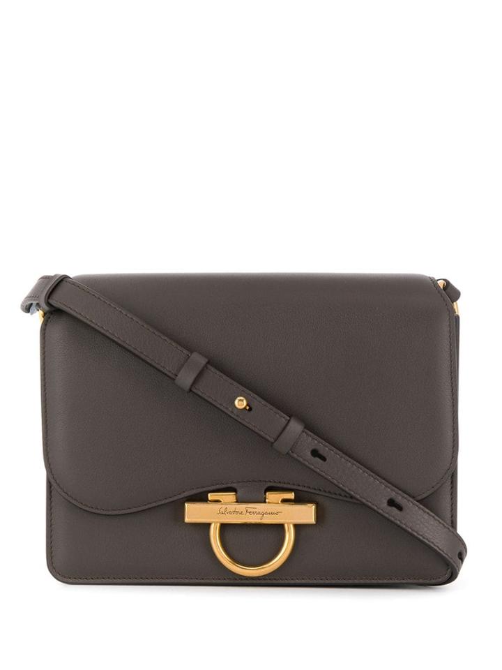 Salvatore Ferragamo Gancio Clasp Shoulder Bag - Brown