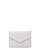 Michael Michael Kors Small Trifold Wallet - White
