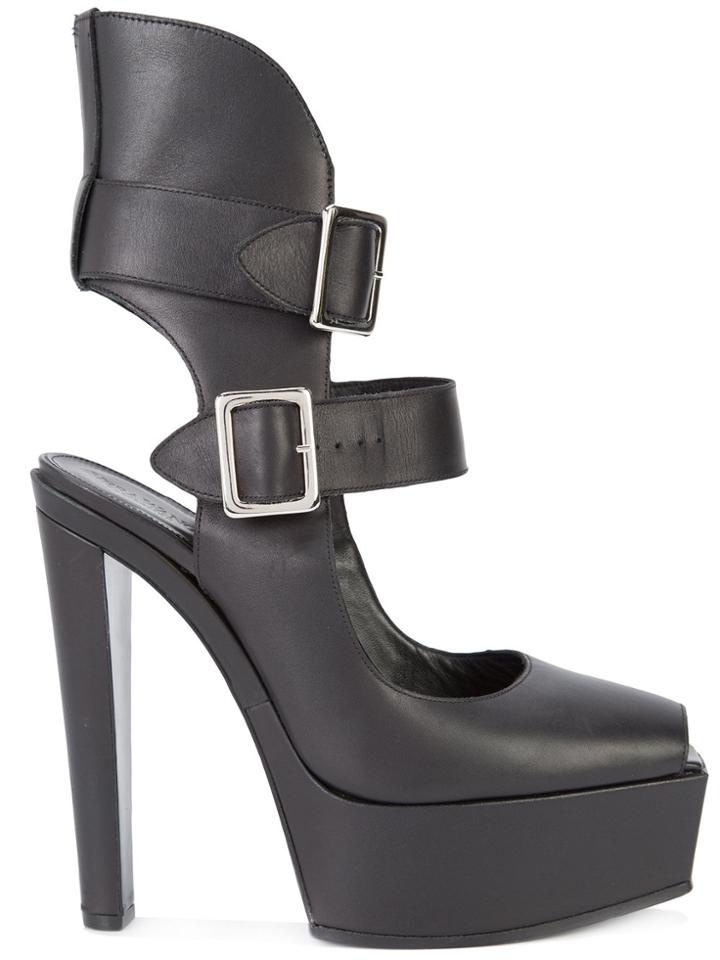 Vera Wang Buckled Platform Pumps - Black