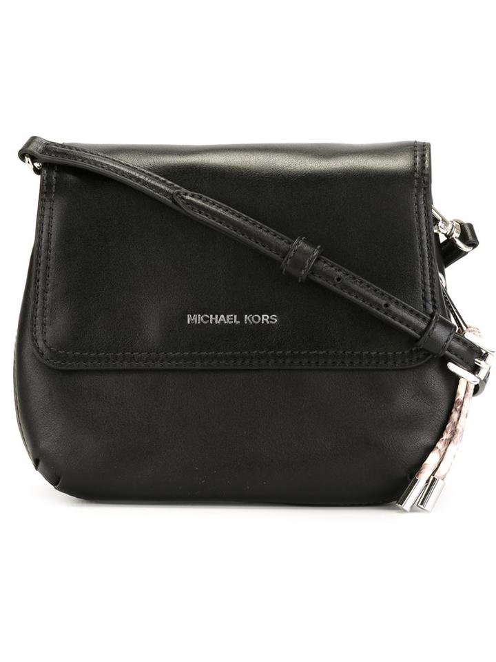 Michael Michael Kors Round Crossbody Bag