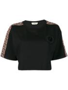 Fendi Logo Embossed Cropped T-shirt - Black
