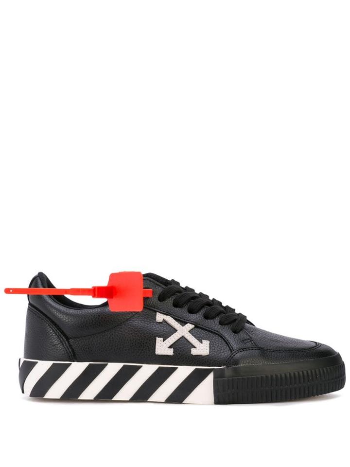Off-white Low Top Vulcanized Sneakers - Black