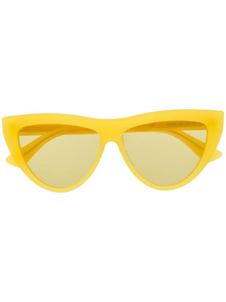 Bottega Veneta Eyewear Bv1018s Cat-eye Frame Sunglasses - Yellow