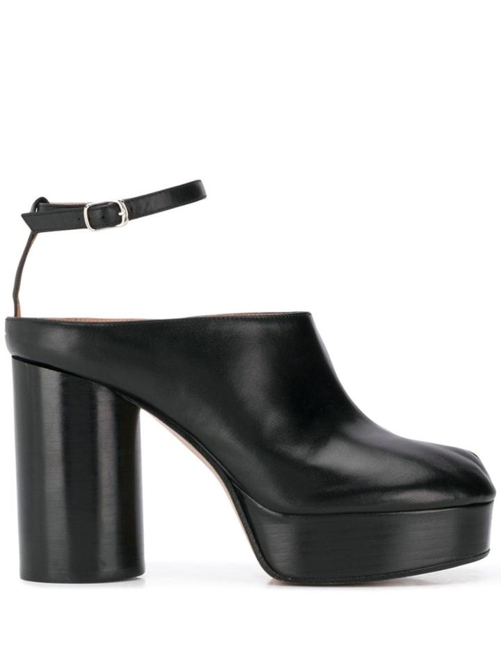 Maison Margiela Black Tabi Mules