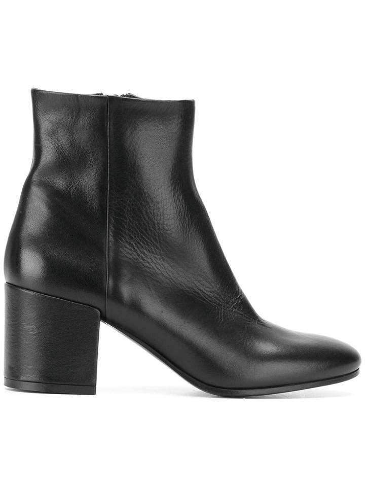 Strategia Ankle Boots - Black