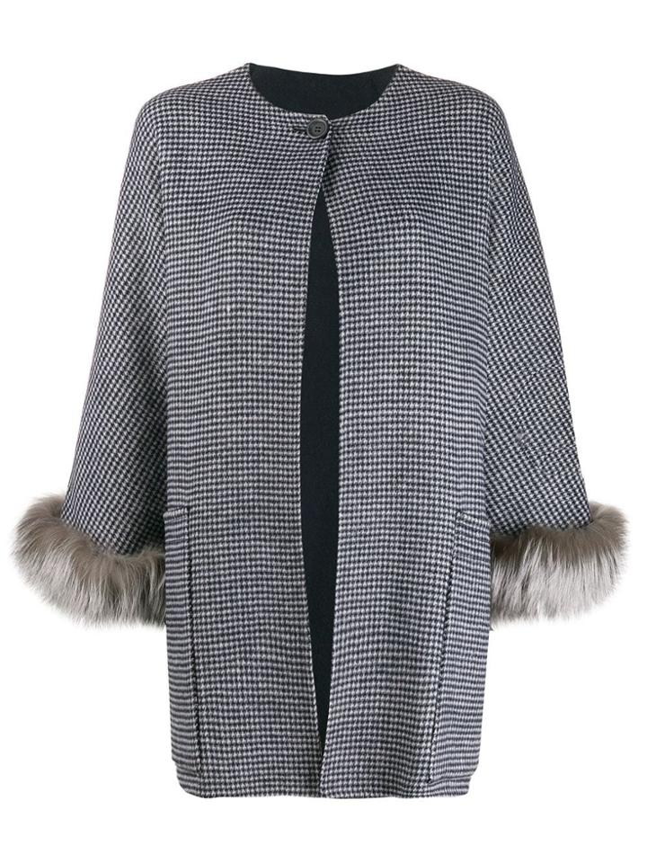 Liska Buttoned Houndstooth Pattern Cape - Grey