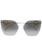 Fendi Eyewear Oversized Cat Eye Sunglasses - Gold