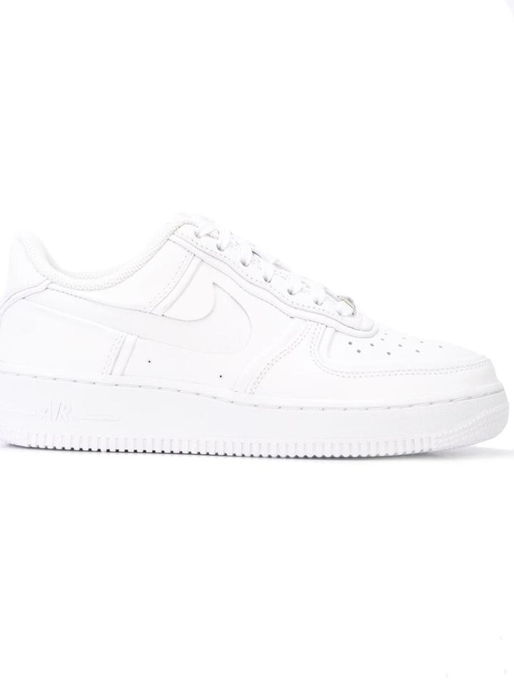 Nike Low Top Sneakers - White