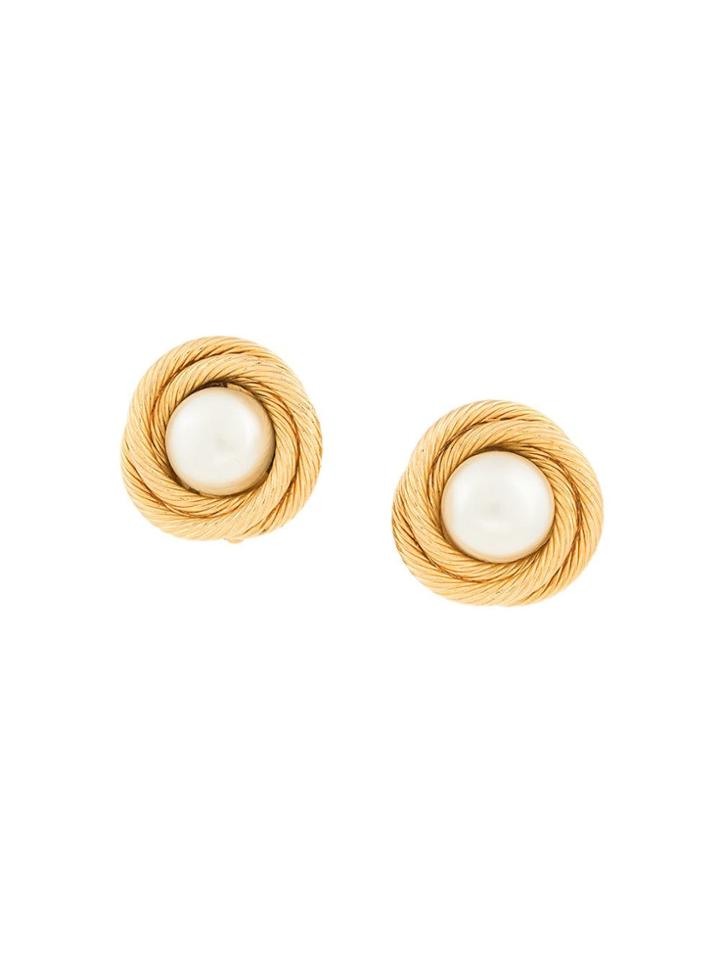 Chanel Vintage Twist Edge Round Earrings - Metallic