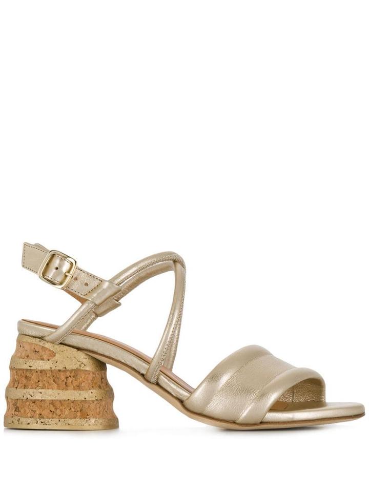 Paloma Barceló - Gold