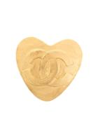 Chanel Vintage Cc Logos Heart Motif Brooch Pin - Metallic