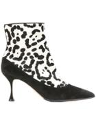 Manolo Blahnik Cheetah Printed Boots - Black
